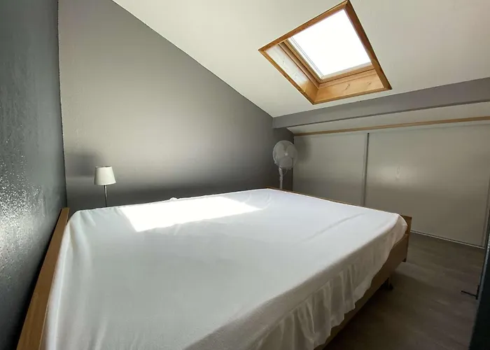 Dernier étage à 300 M De La Gn020-238 Apartamento *